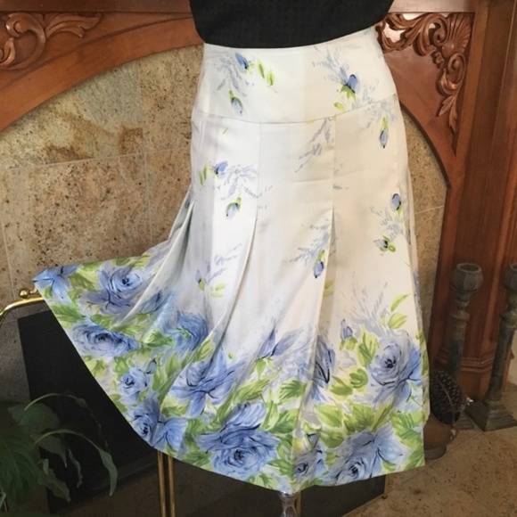 Nine West Blue Rose Garden Floral Silk Skirt - Picture 3 of 4
